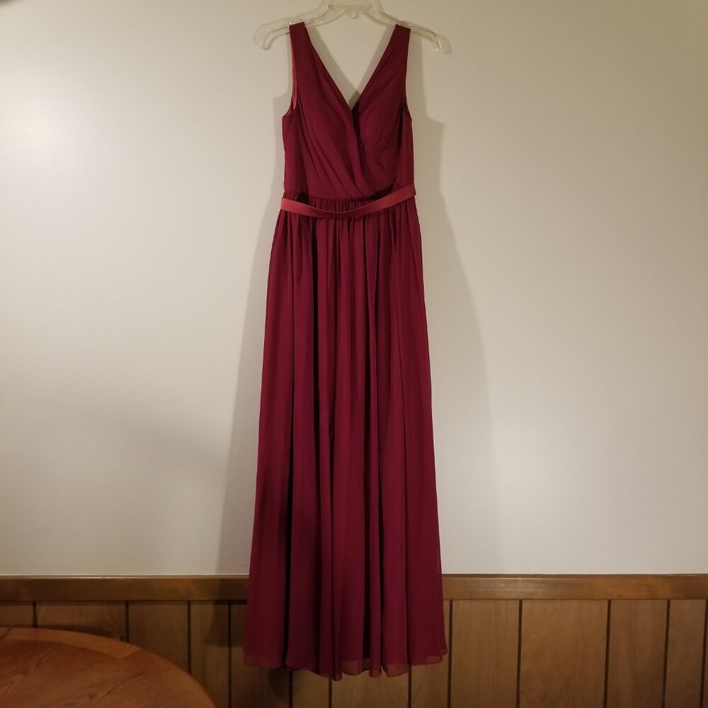 Awei Bridal Sleeveless Burgundy Bridesmaid Dress